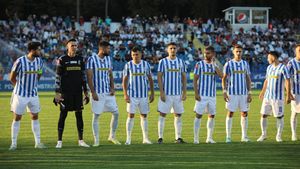 Poli Iași vrea să adâncească criza lui Sepsi. Cornel Șfaițer a intrat în vestiar pentru a-i mobiliza pe jucători. Ce le-a transmis președintele clubului