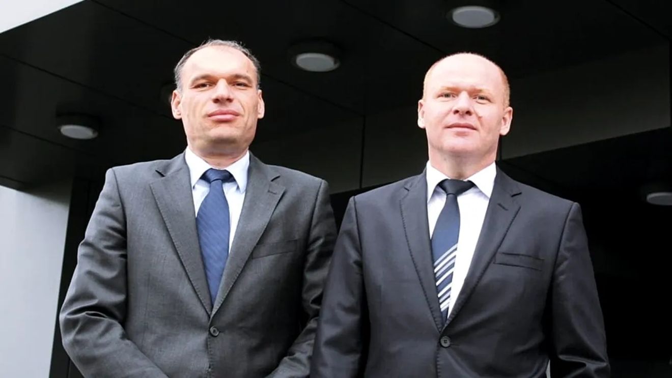 Magnații care vor să transforme o mică echipă din Bacău în forța României la fotbal au luat-o de jos. Care a fost primul job al miliardarului Dragoș Pavăl