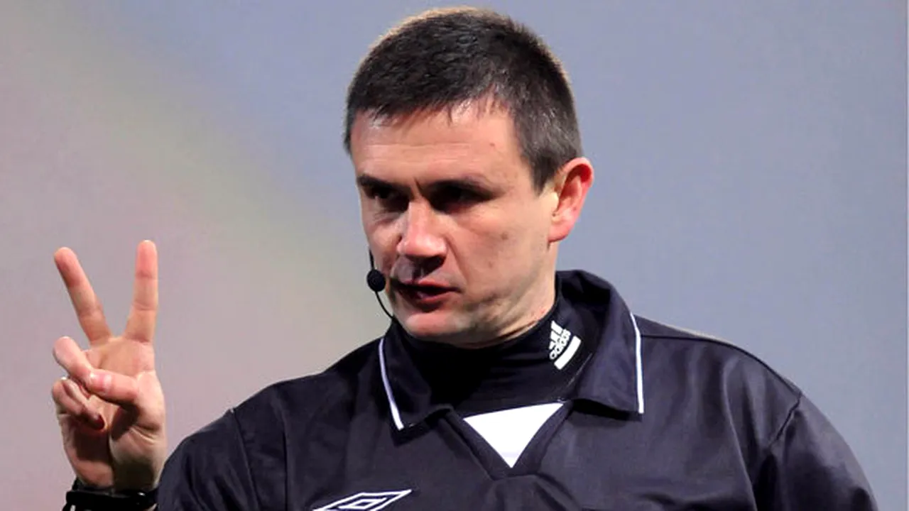 Fotbalul românesc stă într-un singur arbitru:** Balaj le dă peste nas fotbaliștilor cu al treilea meci în 6 zile! Câți bani a luat centralul luna asta