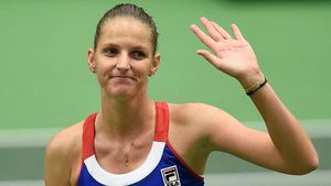 Surpriză de proporții la Dubai: Karolina Pliskova, OUT după ce a condus cu 5-1 în decisiv. Reacția cehoaicei:  "Se mai întâmplă și mizerii din astea"