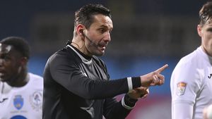 Jurnalistul Victor Ciutacu îi ia apărarea lui Sebastian Colțescu, după scandalul rasist în care a fost implicat: „Mi-aș dori să fiu scutit de trăirile ipocrite ale «victimelor rasismului»!”