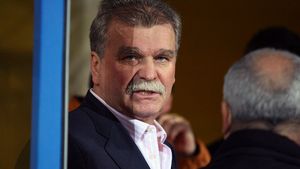 Dinu "Vamă", despre schimbul Lazăr-Zicu! **"Și eu l-aș vrea pe Cristea pentru un jucător de la echipa a doua"