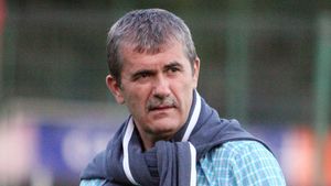 Se „joacă finala” de la FC Botoșani! Valeriu Iftime a făcut lista și va alege din trei nume noul antrenor care trebuie să mențină echipa în Superliga | EXCLUSIV