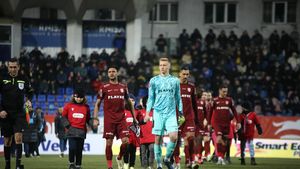 Nemții vin să cumpere titularul de la CFR Cluj. Vestea care îl va afecta pe Dan Petrescu