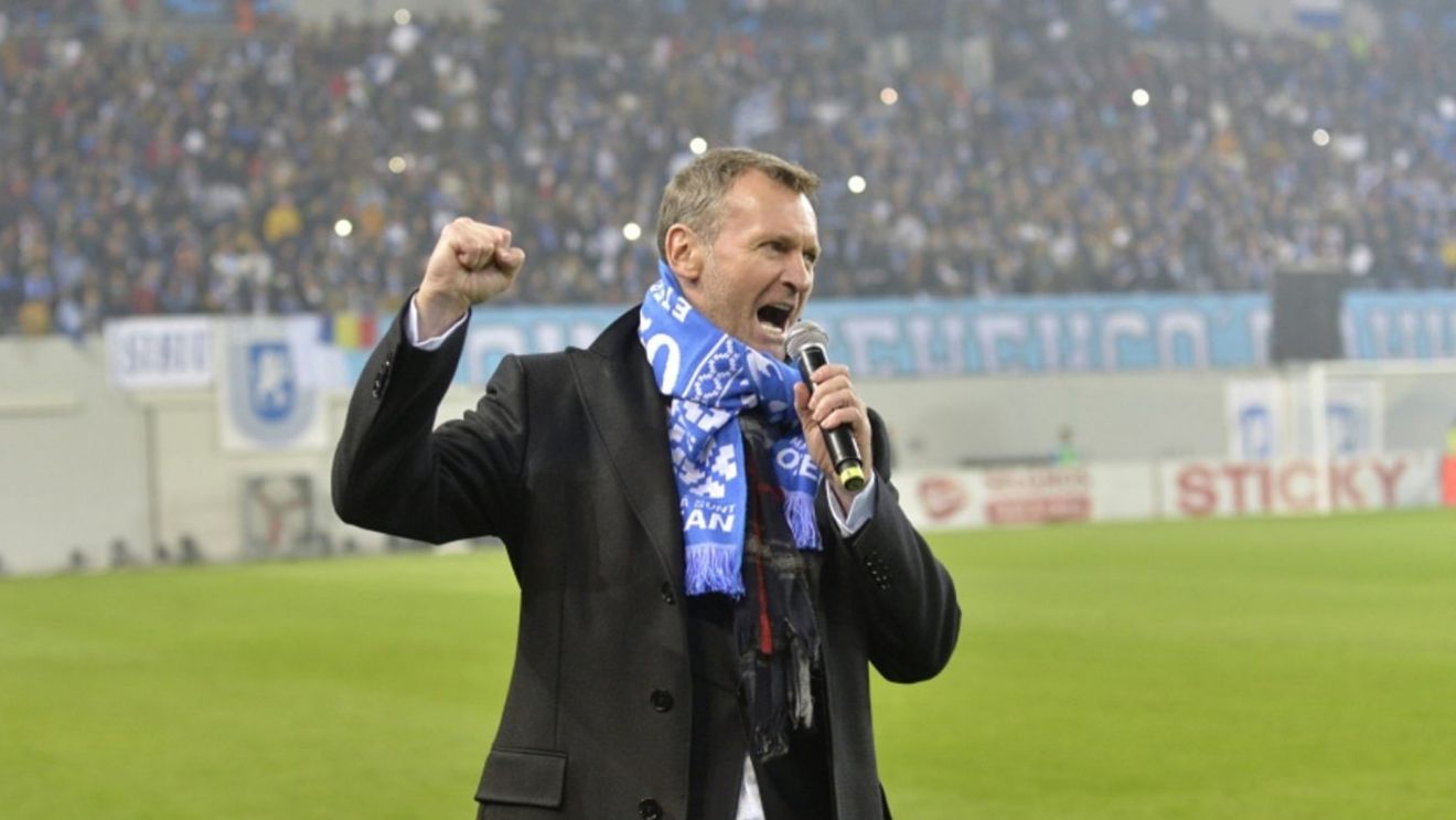 Gică Craioveanu sare în apărarea lui Mario Mitriță, puștiul care și-a făcut selfie cu Darius Olaru după Universitatea Craiova - FCSB: „Am ajuns să judecăm un copil? S-a întrecut măsura, s-a exagerat foarte, foarte mult”. Răspuns pentru șeful centrului de copii și juniori: „Ce ședință? Nu văd motivul”. EXCLUSIV