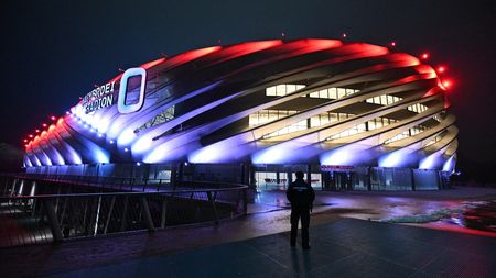 Ce s-a putut realiza în Ungaria la nici 100 de kilometri de granița cu România „n-are egal în toată Europa”. Fostul dinamovist, dat pe spate: „Aici se face diferența! Înainte am fost la Hagi, cu cea mai bună academie din România!”. EXCLUSIV