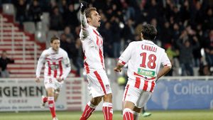 Adrian Mutu, criticat de francezi:** "Nu și-a ajutat deloc echipa!" Românul a primit pentru a patra oară calificativul "foarte slab"