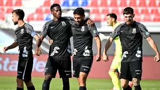 Carl Davordzie semnează cu Sepsi OSK. Jumătate dintre titulari au plecat deja de la Ceahlăul, iar antrenorul Cristian Pustai are șanse minime să continue. EXCLUSIV