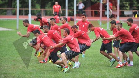 Probleme la antrenamentul lui Dinamo. FOTO 