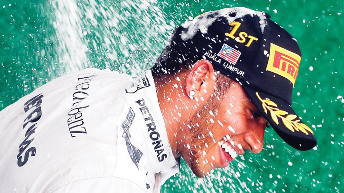 Planul lui Ecclestone de a cumpăra Formula dominată de Mercedes