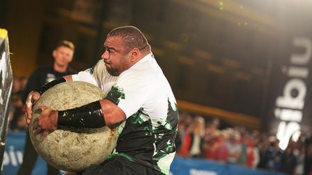 Strongman Champions League SIBIU. Șapte probe pentru alegerea unui "Hercule"