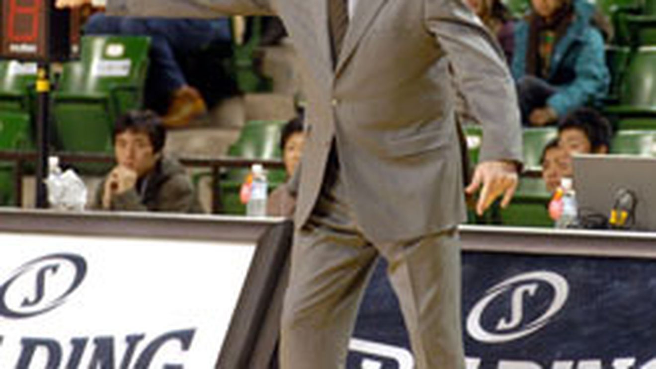 Neumann: "E o onoare pentru mine să duc România în elita baschetului!"