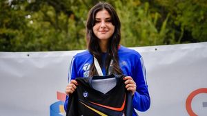 Ea e campioana care a terminat prima clasa a 11-a și pleacă să studieze business și management peste Ocean