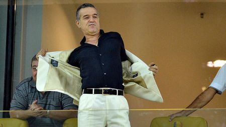 Becali s-a făcut de râs în toată lumea!** Declarația care i-a scandalizat pe străini și i-a făcut să strige: "E unul dintre cei mai nebuni români"