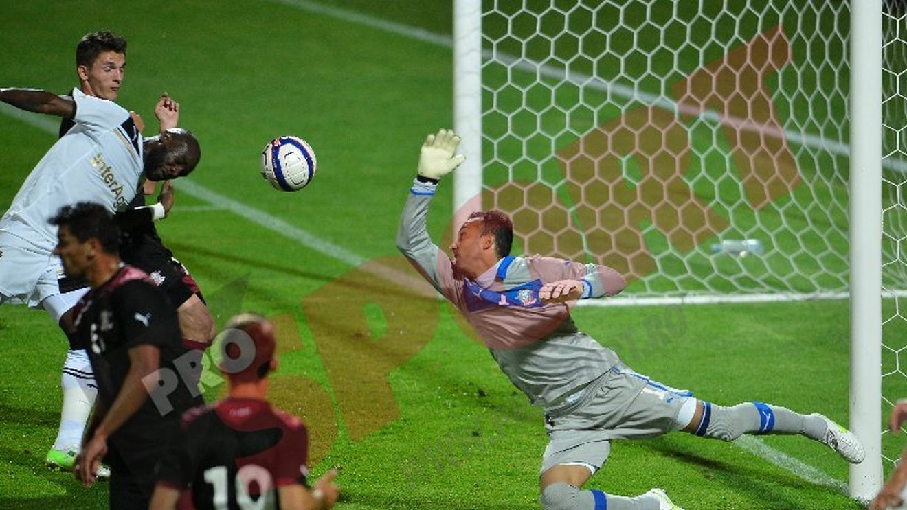 Astrele au fost în ofsaid!** Astra - Rapid 3-2! Bukari înscrie la ultima fază a meciului!