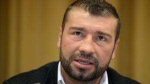 Reacția lui Lucian Bute despre moartea lui Mihai Leu a stârnit emoție în mediul online: „Asta a pierdut România”
