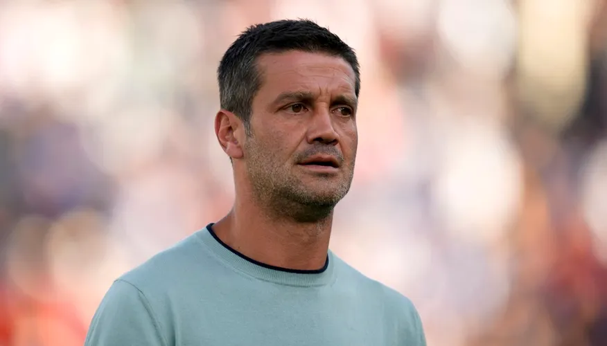 Cristi Chivu s-a pus &icirc;n fa&#539;a agresorului. Sprint de 60 de metri la Inter &ndash; River Plate pentru a-l sc&#259;pa pe fotbalist de b&#259;taie