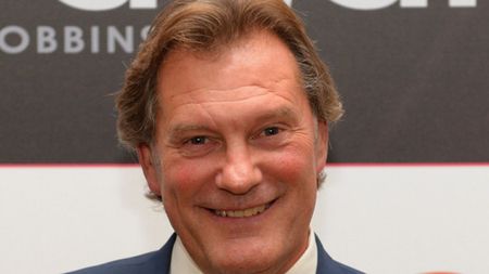 Glenn Hoddle revine în Premier League după o absență de opt ani. Antrenorul a preluat QPR
