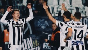 Răzvan Lucescu, victorie fabuloasă în PAOK - Panathinaikos. Presa din Grecia, la picioarele românului după triumful din derby