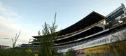 Stadionul de 38.628 de locuri a ajuns o ruină. A fost abandonat după cutremur și au intrat buldozerele în el