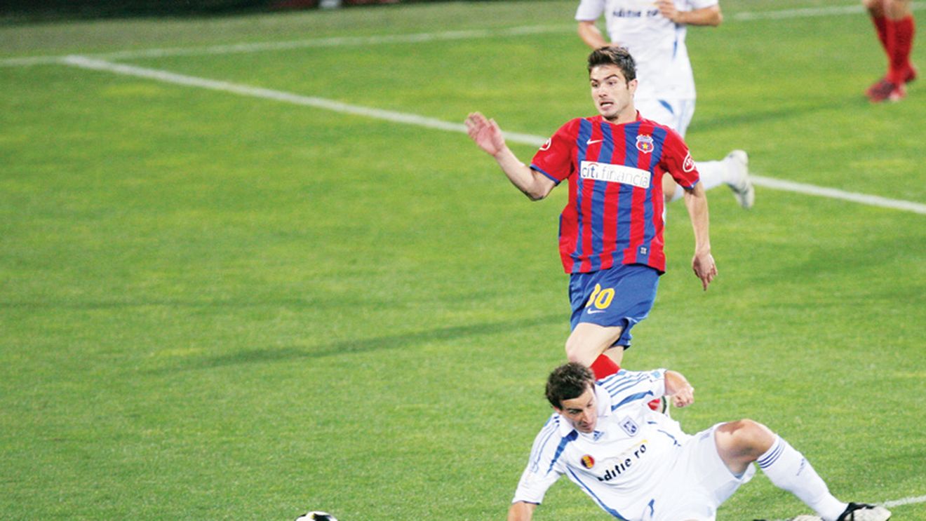 CFR îl suflă pe Tiago!