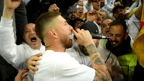 VIDEO | Fiesta la Madrid după calificarea Realului în finala Ligii Campionilor. Sergio Ramos a luat microfonul și a cântat în mijlocul fanilor: 