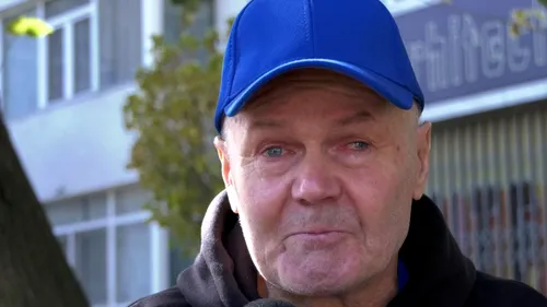 Suporterul de 66 de ani al echipei lui Mititelu, rupt cu bătaia de fanii formației lui Rotaru: „Mi-au dezlipit retina” + Plânge când vorbește despre legenda Ion Oblemenco | VIDEO EXCLUSIV