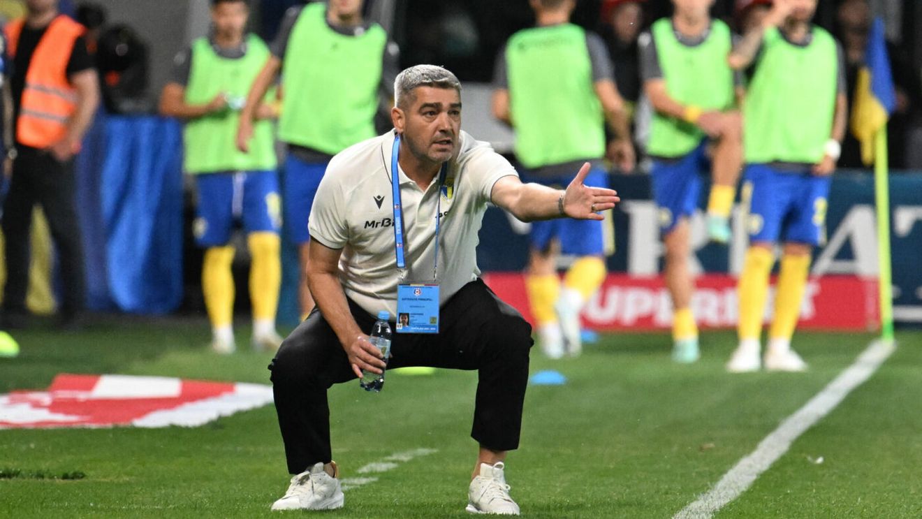 Decizia luată de Liviu Ciobotariu după ce Petrolul este singura echipă din Superligă fără gol marcat în două etape. Motivul pentru care îi prevede un viitor mare unui fotbalist pe care îl antrenează