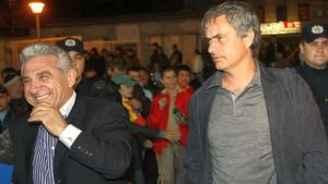 Ce cadou tradițional din România i-a făcut Giovanni Becali lui Jose Mourinho și ce i-a propus portughezul să îi dea impresarului, atunci când acesta era la pușcărie: „A fost aproape de mine în momentele grele!”