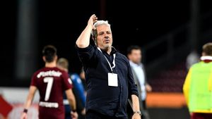 Marius Șumudică, spumos înainte de meciul Young Boys - CFR Cluj: „Folosim măştile de oxigen” + Mesaj pentru arbitri: „Asta aşa ca o ironie a sorţii”