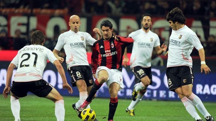 Palermo, furată ca-n codru cu Milan!** Patronul lui Goian vinde echipa și se lasă de fotbal!