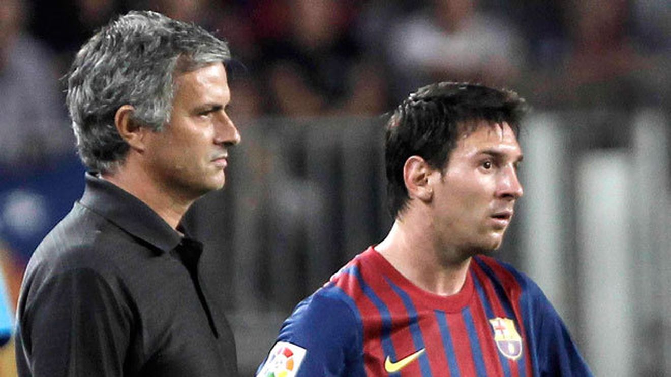 Vezi echipa anului 2011, votată de fani:** 5 jucători de la Barcelona în primul 11!