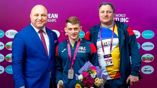 Campionatele Europene de lupte de la București. Încă două medalii pentru România: Florin Tița – argint la 55 kg, Alin Alexuc – bronz la 130 kg. Competiția se încheie azi