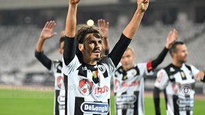 Neb"U"nie Astrală. U Cluj a condus cu 3-0 în minutul 8, dar Astra s-a impus cu 4-3, în cel mai frumos meci din optimile Cupei