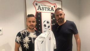 OFICIAL | Astra a transferat un fotbalist cu meciuri în Ligue 1