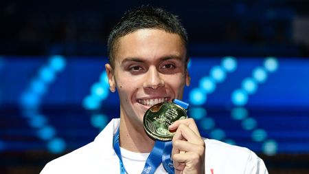 Americanii i-au dat lui David Popovici două „mențiuni onorabile”. Ce topuri a prins după Mondiale: „Performanță electrică”