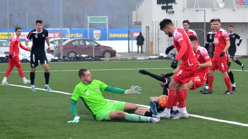 Dinamo s-a impus cu 5-0 în fața celui mai puternic adversar, conform clasamentului, întâlnit în această iarnă. Cătălin Țîră a fost omul meciului