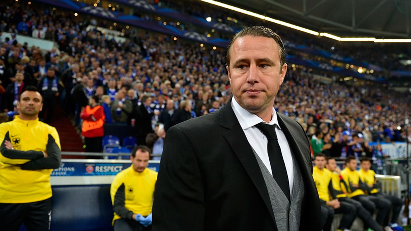 Rămân o familie și la înfrângere. Jucătorii l-au impresionat pe Reghecampf imediat după meci. Ce s-a întâmplat