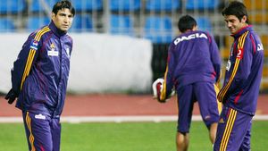 Pițurcă lămurește misterul: "Chivu nu se operează"