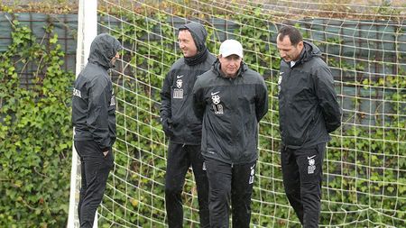Reghecampf lasă în plan secund Cupa României și Cupa Ligii: "Pentru noi, cel mai important e să terminăm pe locul unu în play-off" Ce jucători va folosi cu Dinamo
