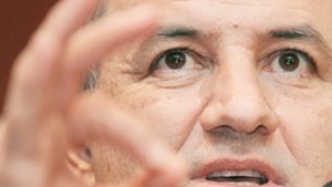 Sandu: "Copos spune că s-a săturat de fotbal, e bine că nu s-a săturat fotbalul de el!"
