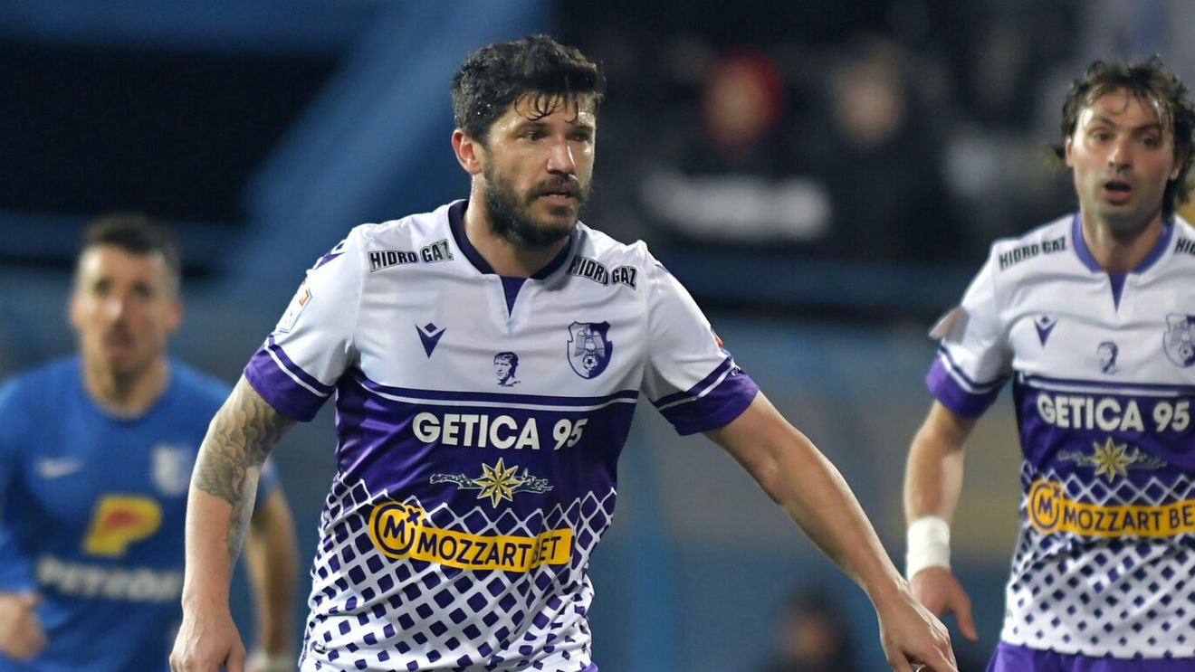 Apariția dubioasă a lui Cristi Tănase. A venit cu ochiul umflat