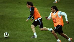 Maradona: "Niciun jucător de la CM nu e la 30% din nivelul lui Messi și Tevez" CE CREZI?