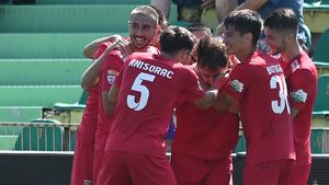 Liber la fentat regulamentul! Chindia și-a primit înapoi punctele scăzute, chiar dacă nu a respectat termenul de stingere a litigiului cu Căbuz. A făcut clubul ”blat” cu jucătorul pentru a păcăli comisia FRF?