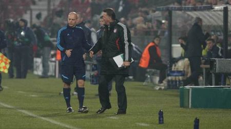 Van Gaal**: "Clujul are mulți jucători tehnici, dar nu evoluează precum o echipă adevărată"