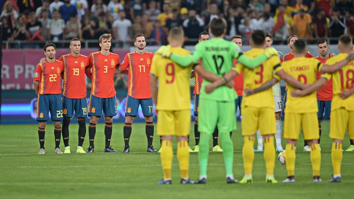 Ce s-a întâmplat, de fapt, la momentul de reculegere de pe Arena Națională