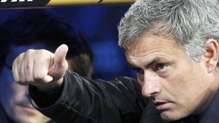 Jose Mourinho, tot mai aproape de o revenire în Premier League!** Ipoteză ȘOC lansată de presa din Anglia: va face ROCADA cu unul dintre marii săi RIVALI