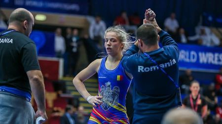 Zi plină pentru luptele feminine românești. Nu mai puțin de cinci sportive sunt în cărți pentru a câștiga medalii la Mondialele U23 de la București