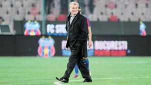 "Vamă" rămâne președinte în acte!** Dinu Gheorghe a "rupt-o" cu Rapid, dar Copos speră să-l întoarcă din drum