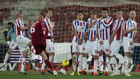 VIDEO Ce cotă avea eschiva gălățenilor din fața "ghiulelei" lui Gabi Mureșan?** Elevii lui Dorinel, suspectați chiar de președinte: "Pariam că se vor da la o parte"